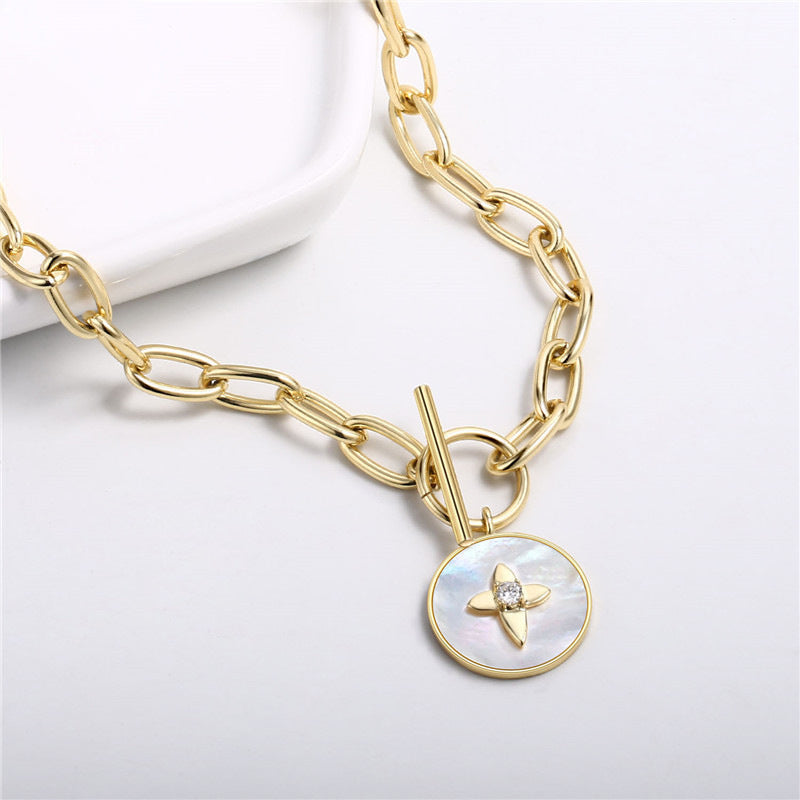 Statement Toggle Chunky Oval Clasping Link Choker with Mother of Pearl - ISAACSONG.DESIGN