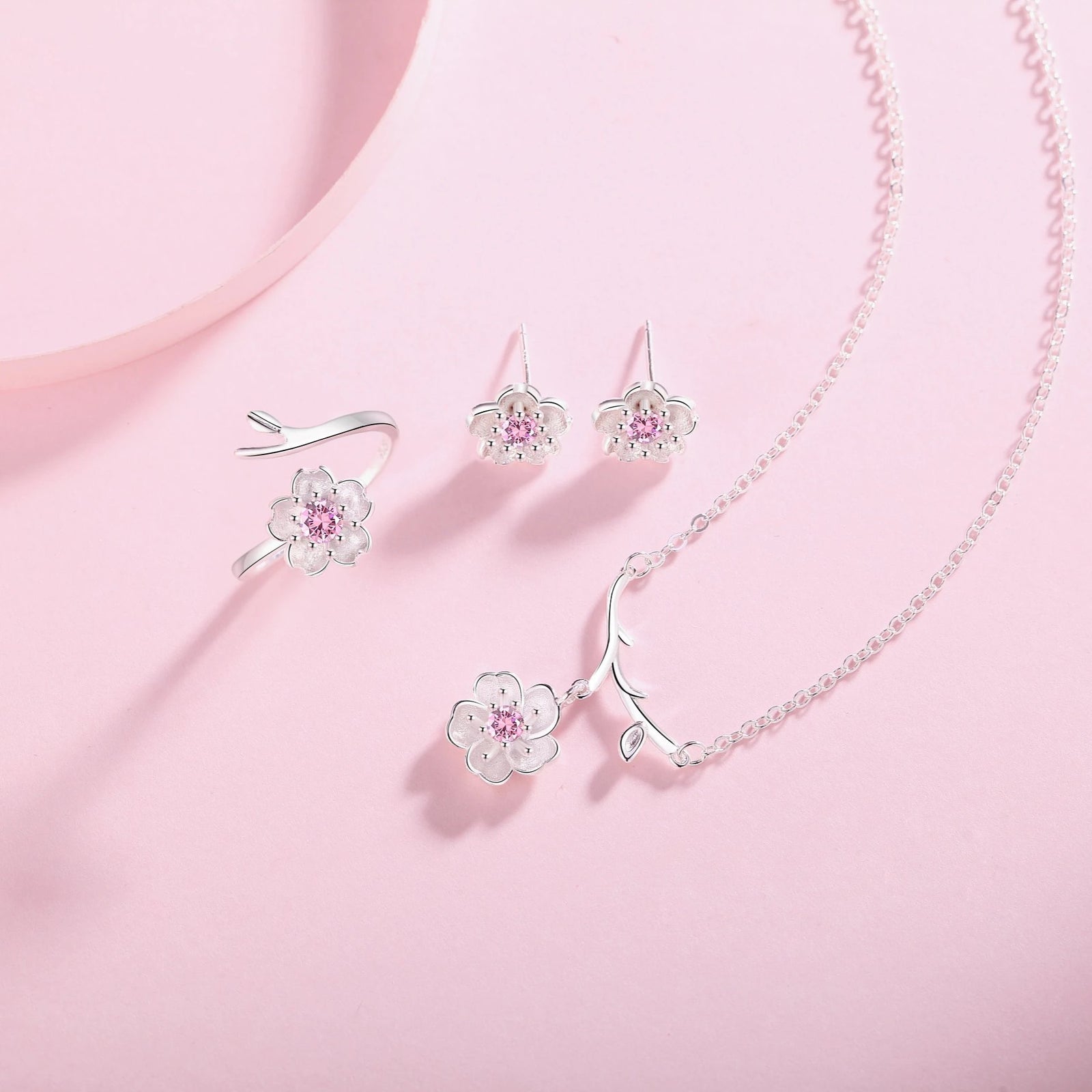 シエリー SUPER73-ZX – Chained and Charged