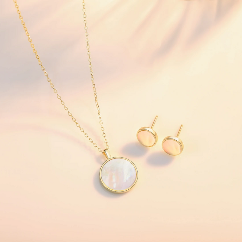 Gold Vermeil Circle geometric charm Dainty Coin Stud Earrings - ISAACSONG.DESIGN